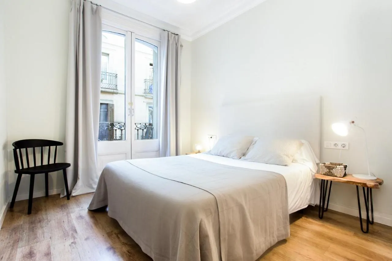 Friendly Rentals Ramblas Boqueria Barcelona Apartment