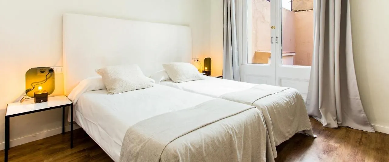 Apartment Friendly Rentals Ramblas Boqueria Barcelona