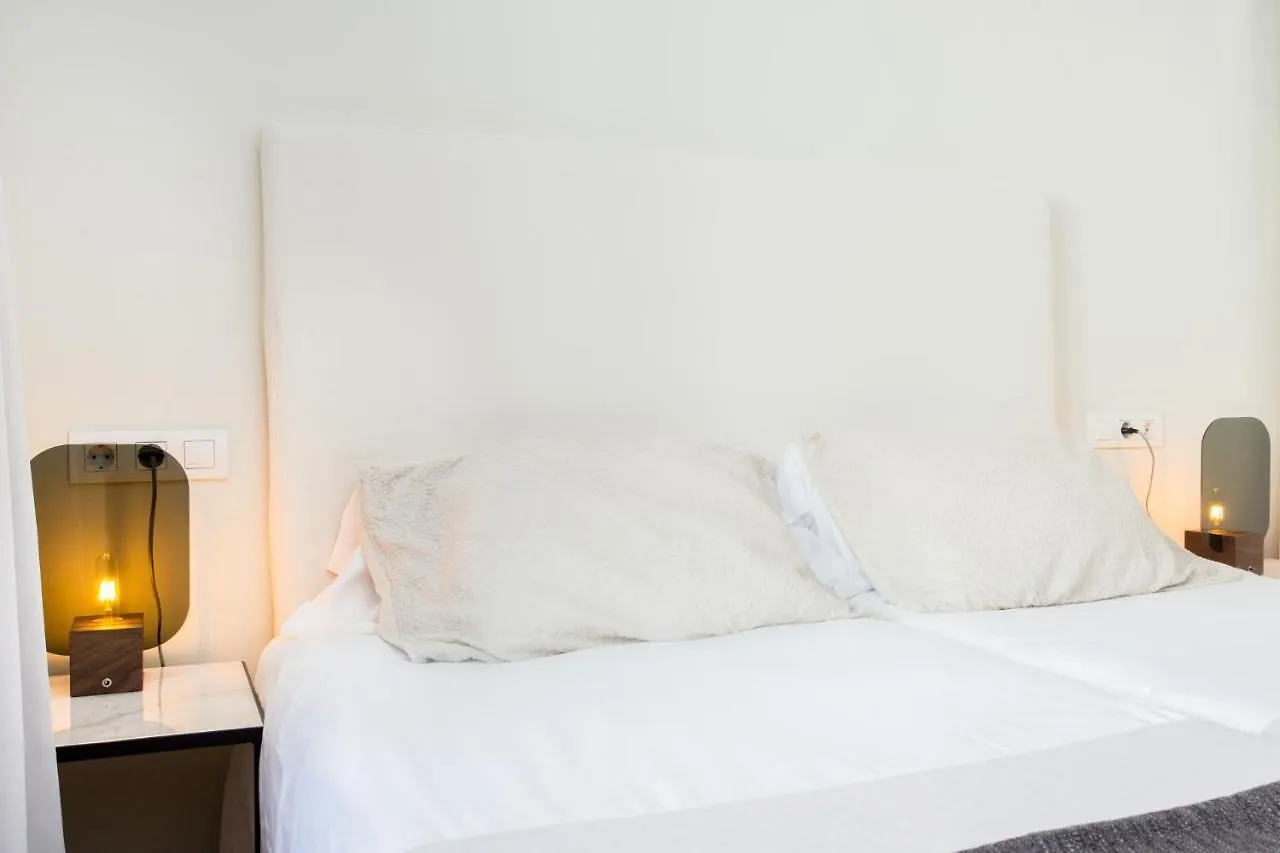 Apartment Friendly Rentals Ramblas Boqueria Barcelona