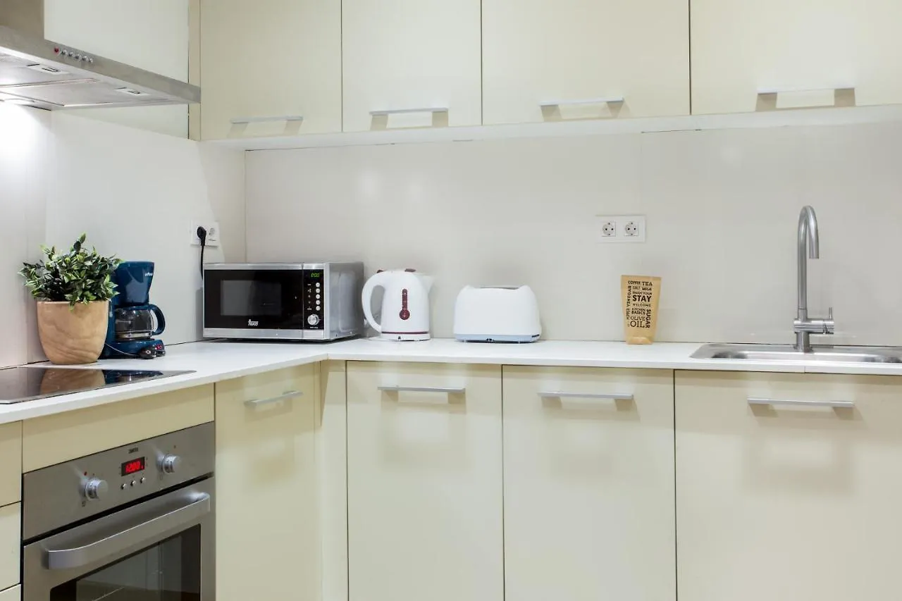 Friendly Rentals Ramblas Boqueria Barcelona Apartment