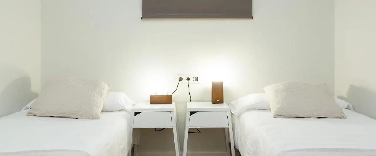 Friendly Rentals Ramblas Boqueria Barcelona Apartment