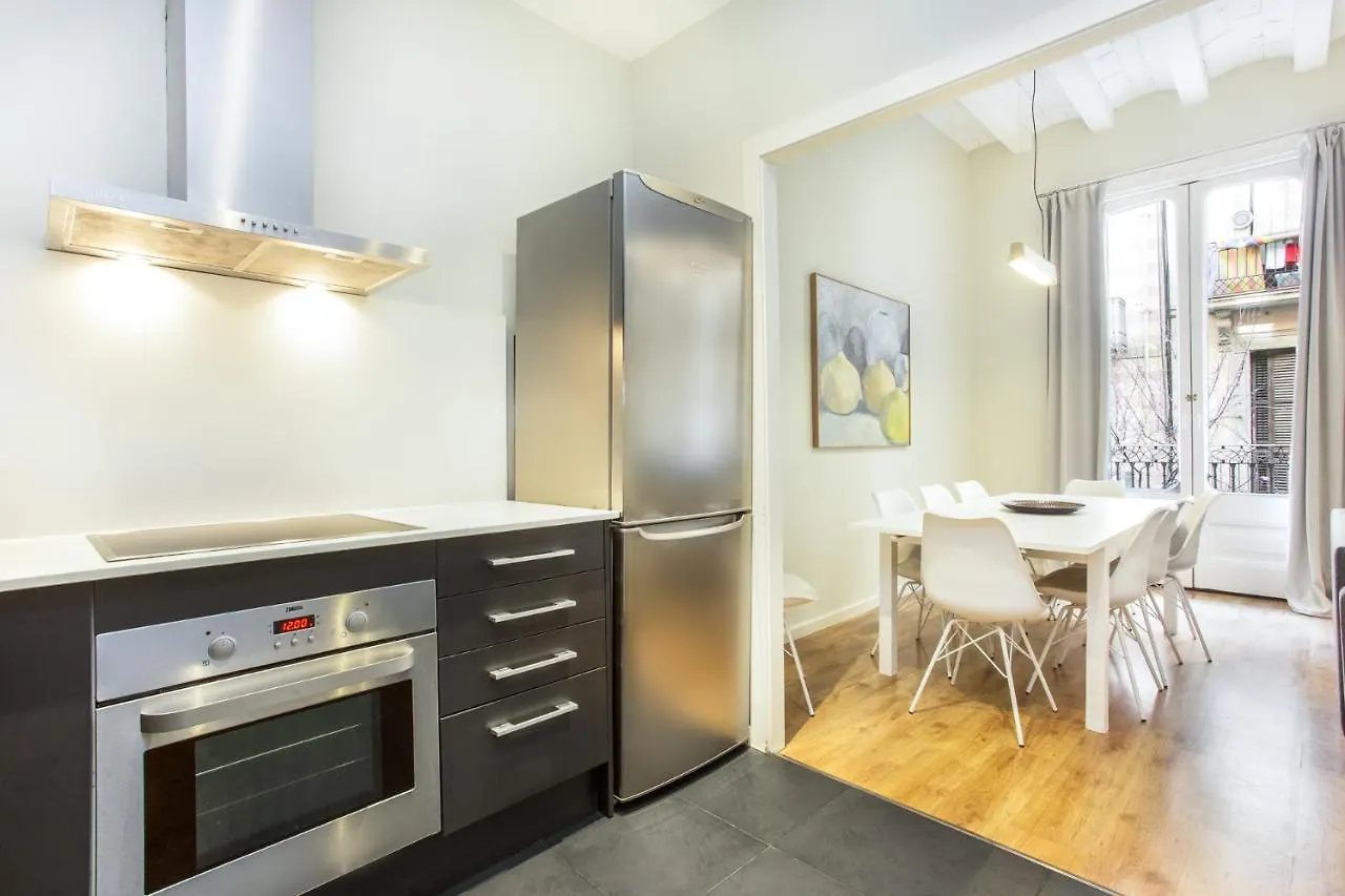 Friendly Rentals Ramblas Boqueria Barcelona Apartment