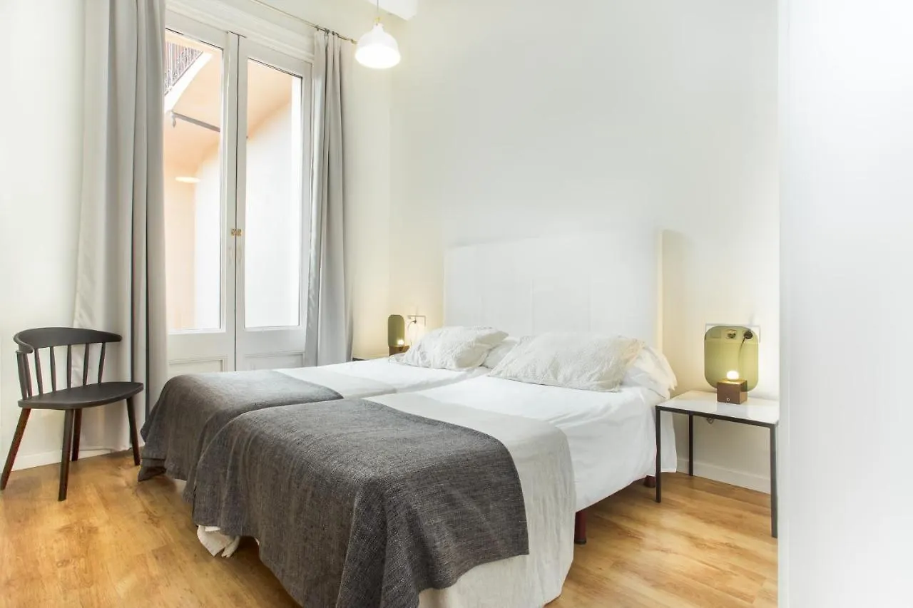 Apartment Friendly Rentals Ramblas Boqueria Barcelona